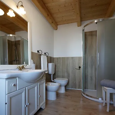 La Casa Nei Boschi Bauernhof Colderu