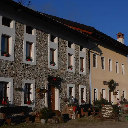 Κατάλυμα σε φάρμα La Casa Nei Boschi